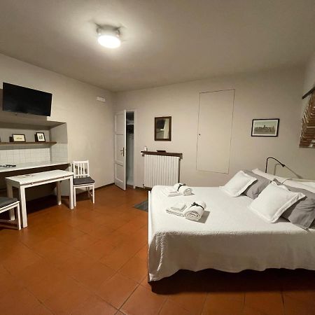 La Casa Nel Vicolo Apartment Altopascio Luaran gambar